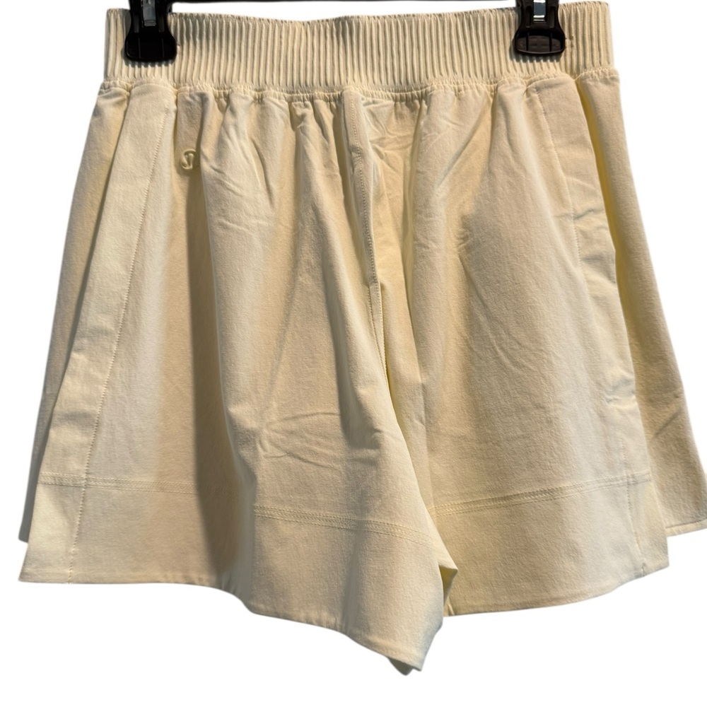 NWT lululemon athletica Women's Athletic Shorts - Picture 5 of 7